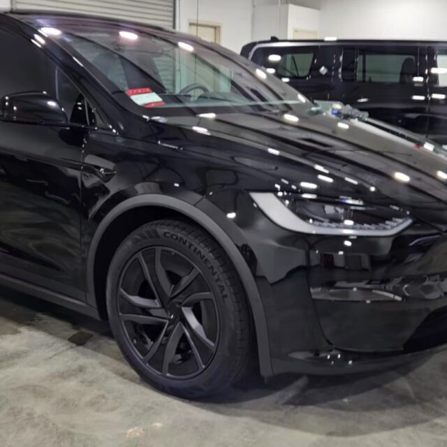 Tesla Model X | San Francisco ➡️ Fremont

This Tesla Model X owner made the trip from San Francisco to DoubleTake Auto Spa in Fremont because he knew protecting a $100K+ Tesla isn’t something you trust to the cheapest shop.

He chose top-tier protection, because when it comes to a vehicle like the Model X, the goal isn’t just protection — it’s creating a super clean, bold, aggressive, head-turning statement every time it hits the road.

When you want the best protection and the best results, you choose the shop known for delivering both.

📍 DoubleTake Auto Spa – Home of Tesla Protection
📞 510-472-4181
🌐 www.dtautospa.com

#teslax #teslamodelx #stealthmode #xpelstealth #newcarprotection #teslalovers #teslalife