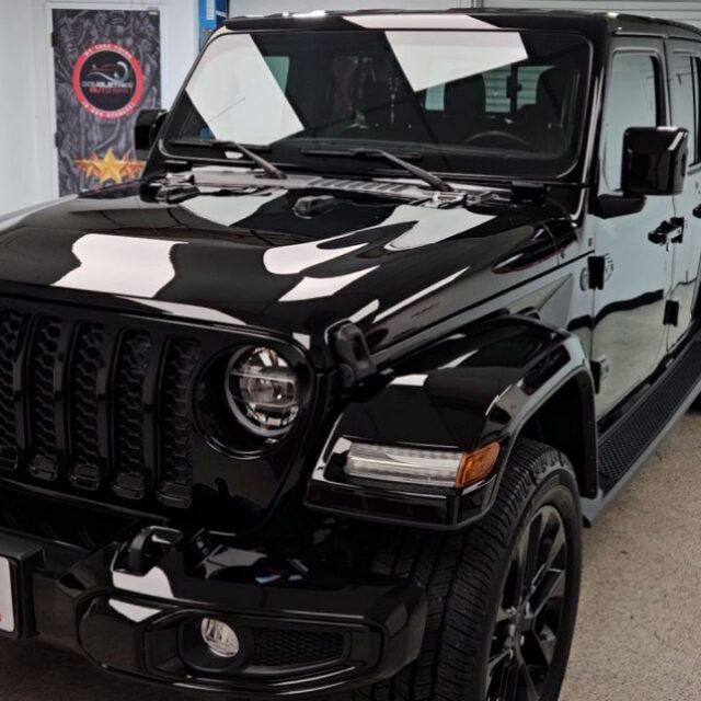 Our Paint Correction revived life back to the Jeep Gladiator!

Swipe to the right,  you'll see the horrible swirl marks and fine lines throughout the paint but our paint correction has the paint looking absolutely AMAZING 👏 

Starting at $695 and up based upon the size and condition of the paint. 

Free vehicle consultation Monday-Saturday 11am-4pm. 43122 Christy St Fremont off Auto Mall. 

Call/Text Us: 510-472-4181 

#paintcorection #blackcars #jeepgladiator #paintcorection #fremontca